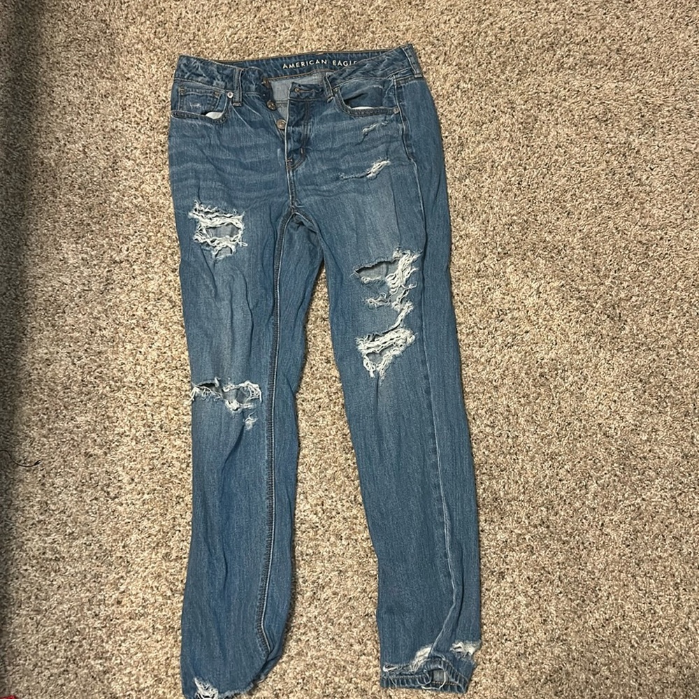 American Eagle Straight Leg Ripped Jeans